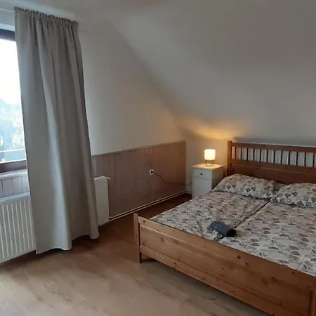 Bíborka Nagyobb Társaságnak Balatonboglár