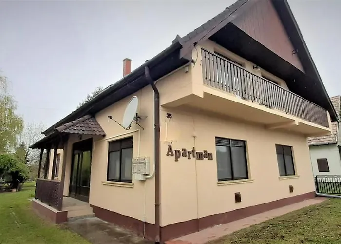 Dom wakacyjny Biborka Nyaralo Nagyobb Tarsasagnak *
